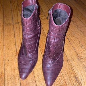 Naturalizer Hart booties